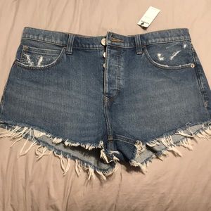 NWT 🆕 Express vintage mid rise jean cut offs
